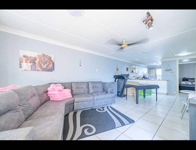 2 BEDROOM APARTMENT FOR SALE IN THE WOLDS